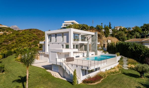 The beautiful gardens of Marbella