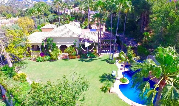 New Video - Villa in El Paraiso Medio