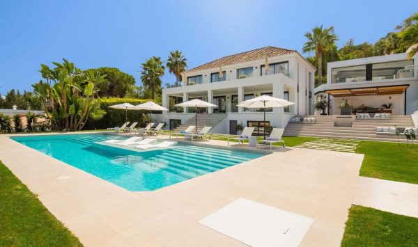 The on-going evolution of Nueva Andalucía