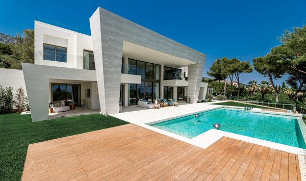 Marbella villas and penthouses for a jet-set lifestyle