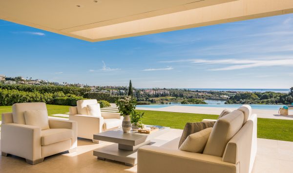 Las propiedades de Marbella conservan su encanto mientras las ventas se disparan en 2022