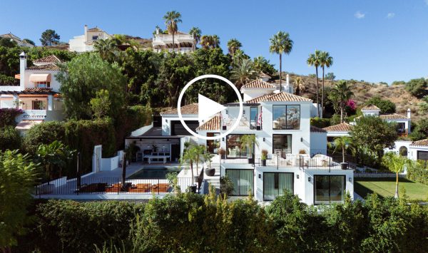 Nouvelle Video - Villa à Los Naranjos Hill Club