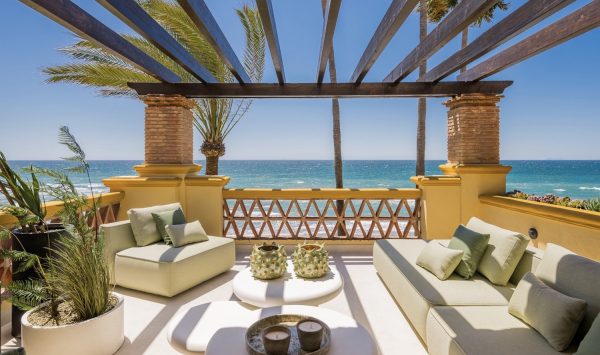 Exclusive Beachfront Homes for Sale in Marbella – Discover the Finest Coastal Properties
