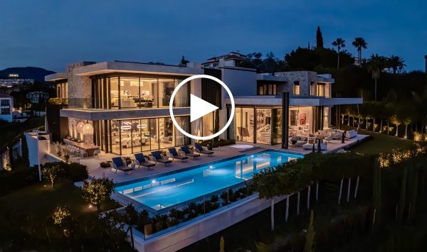 Nouvelle Video - Villa ultra-moderne avec vues panoramiques sur la mer à La Quinta, Benahavís
